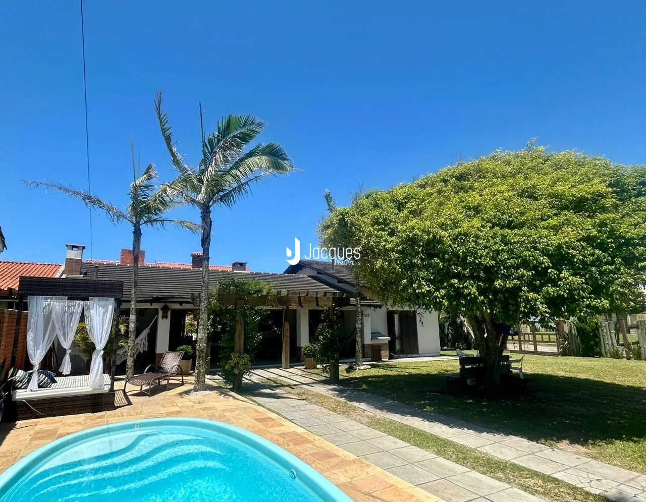 Casa com 5 dormitórios, foto 1