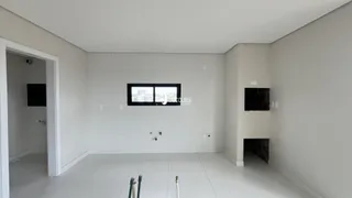 Apartamento com 3 dormitórios, foto 3