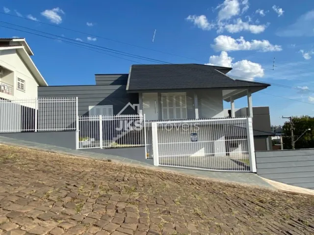 Casa com 3 dormitórios