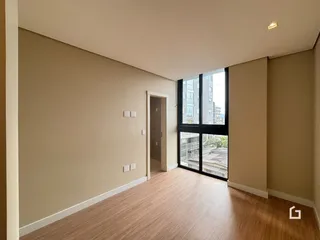 Apartamento com 4 dormitórios, foto 32