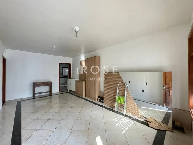 Casa com 4 dormitórios, foto 4