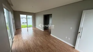 Casa com 3 dormitórios, foto 2