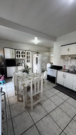 Casa com 3 dormitórios, foto 2