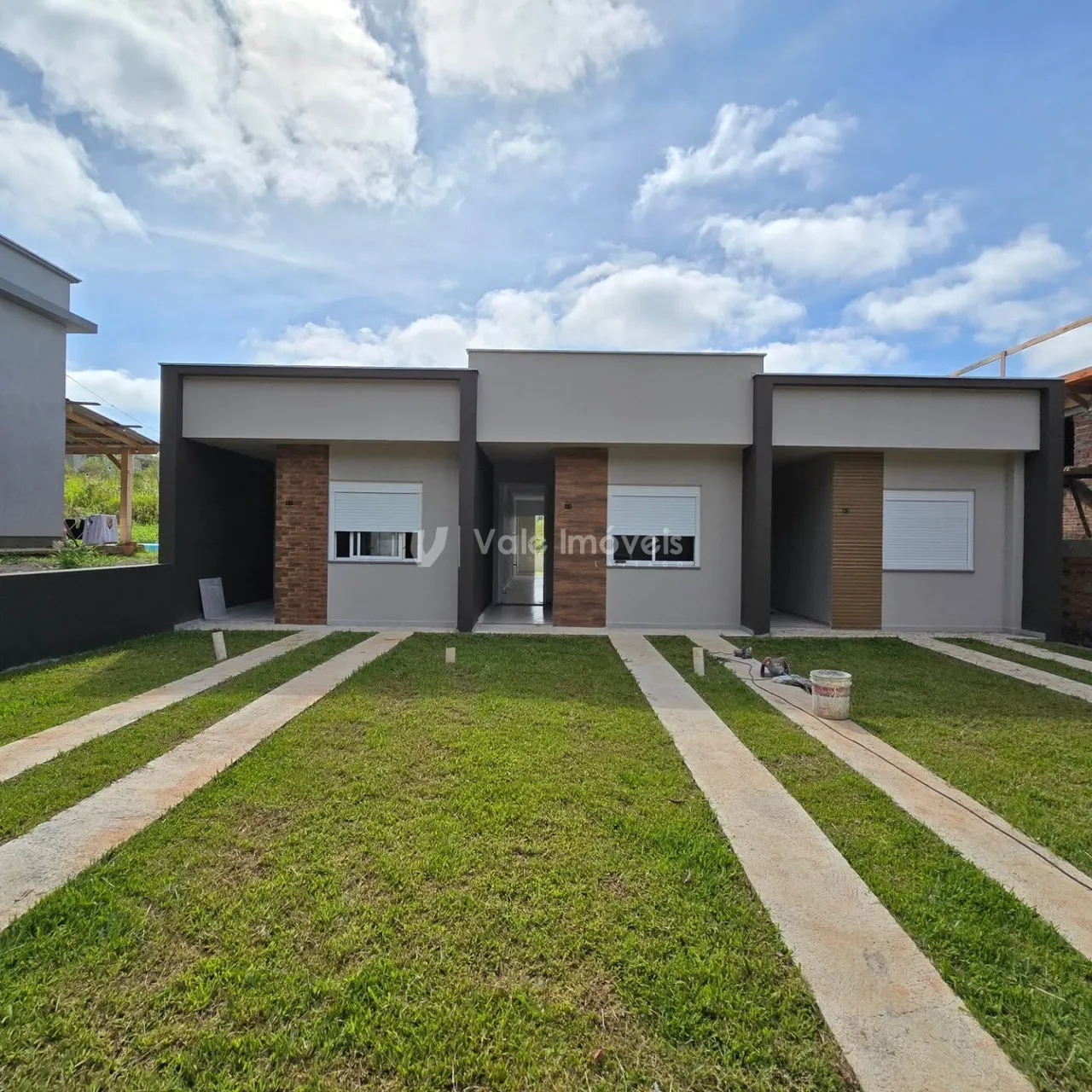 Casa geminada com 2 dormitórios, foto 1