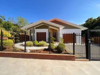 Casa com 3 dormitórios