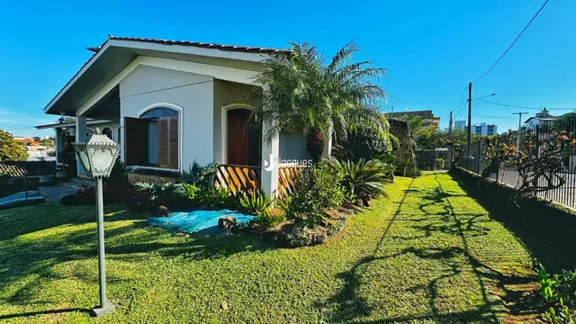 Casa com 5 dormitórios, foto 3