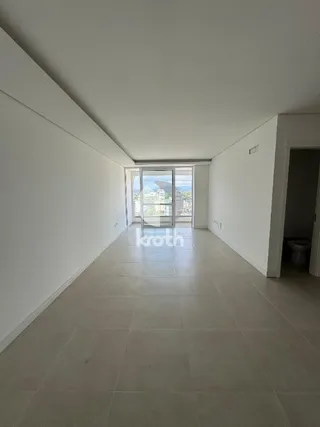 Apartamento com 2 dormitórios, foto 2