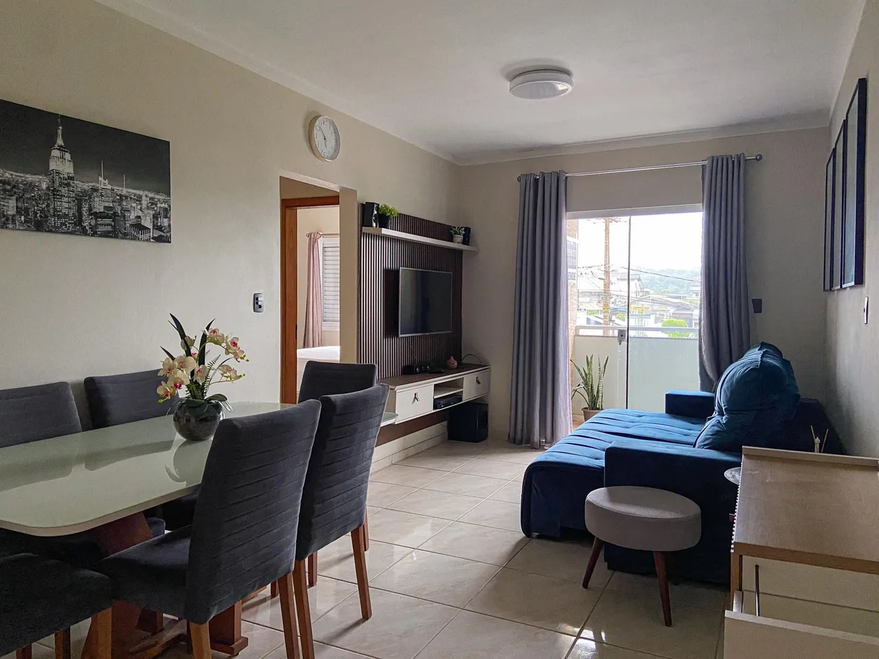 Apartamento com 2 dormitórios, foto 1