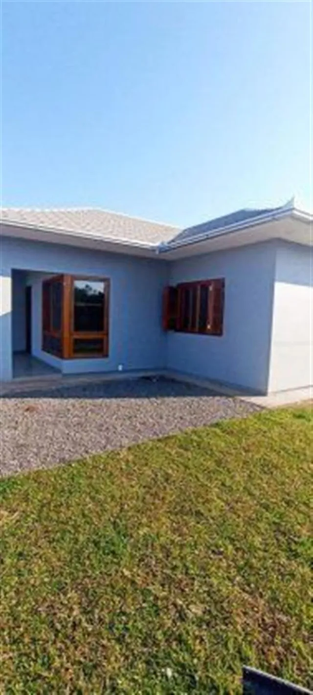 Casa geminada com 3 dormitórios
