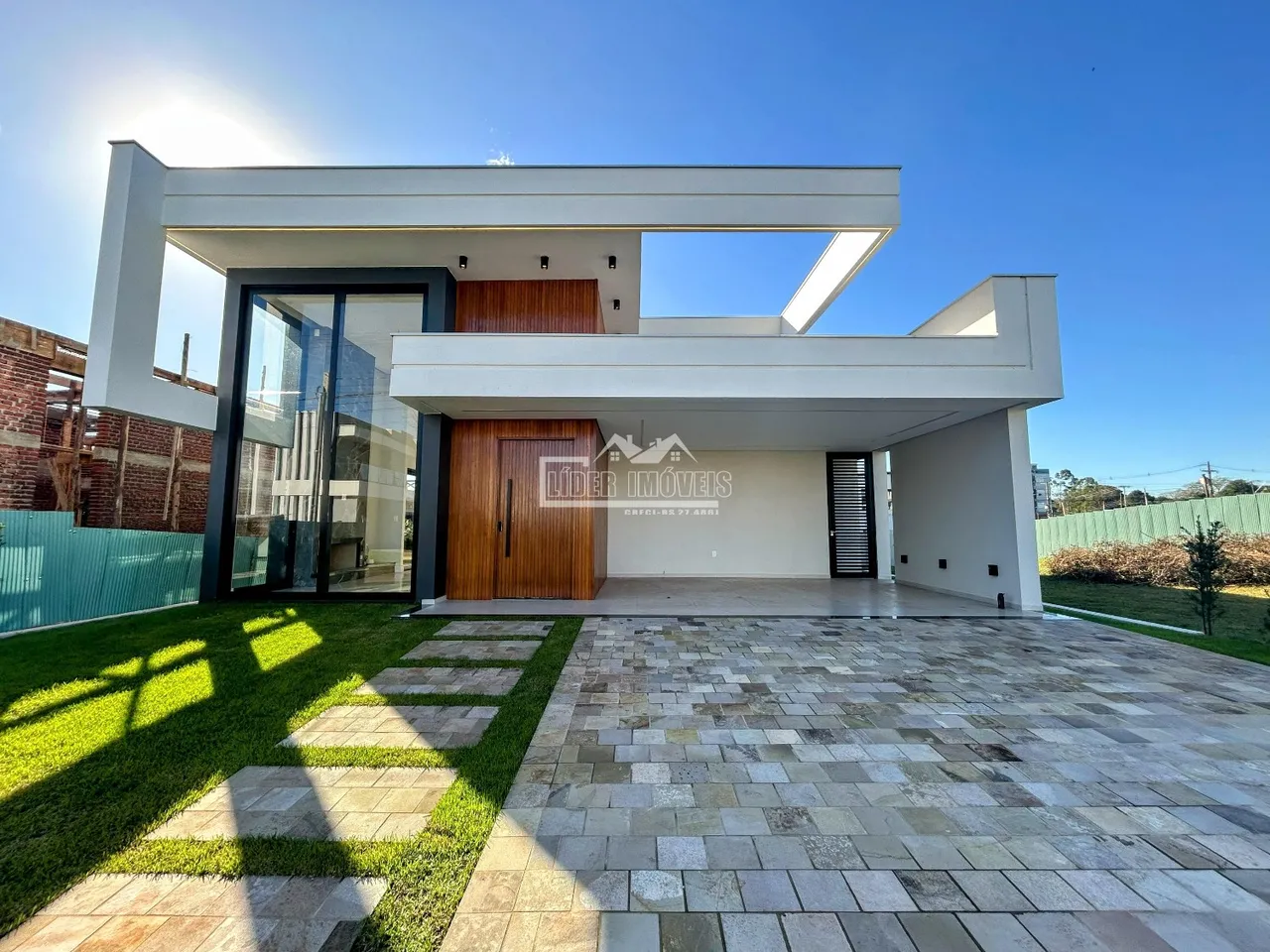 Casa com 3 dormitórios, foto 1