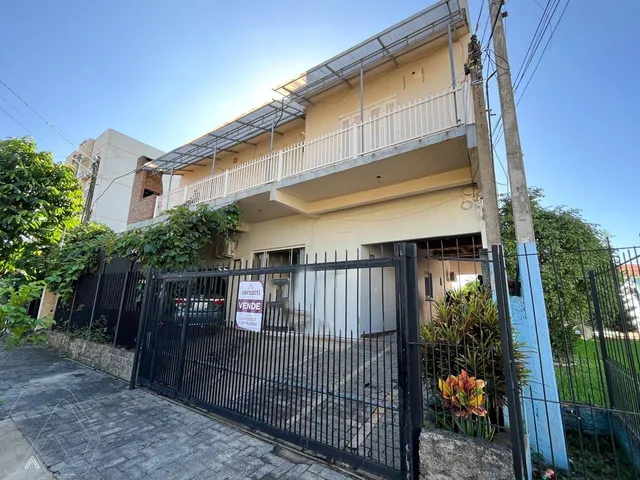 Casa com 3 dormitórios, foto 2