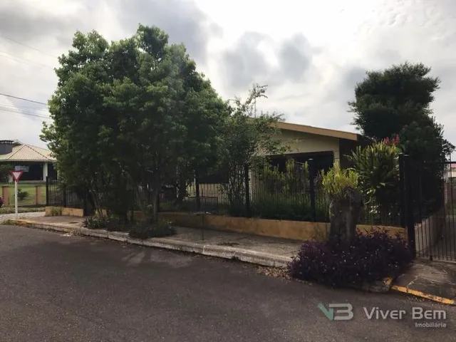 Casa com 3 dormitórios