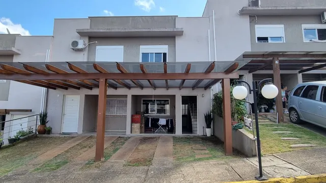 Sobrado com 2 dormitórios