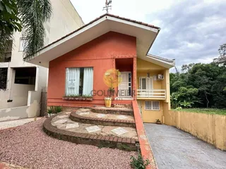 Casa com 4 dormitórios, foto 1