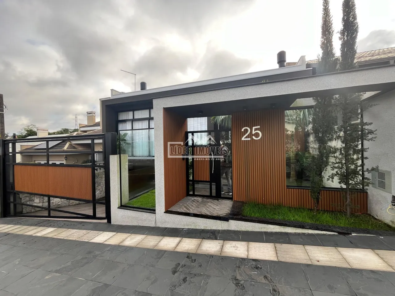 Casa com 3 dormitórios, foto 1