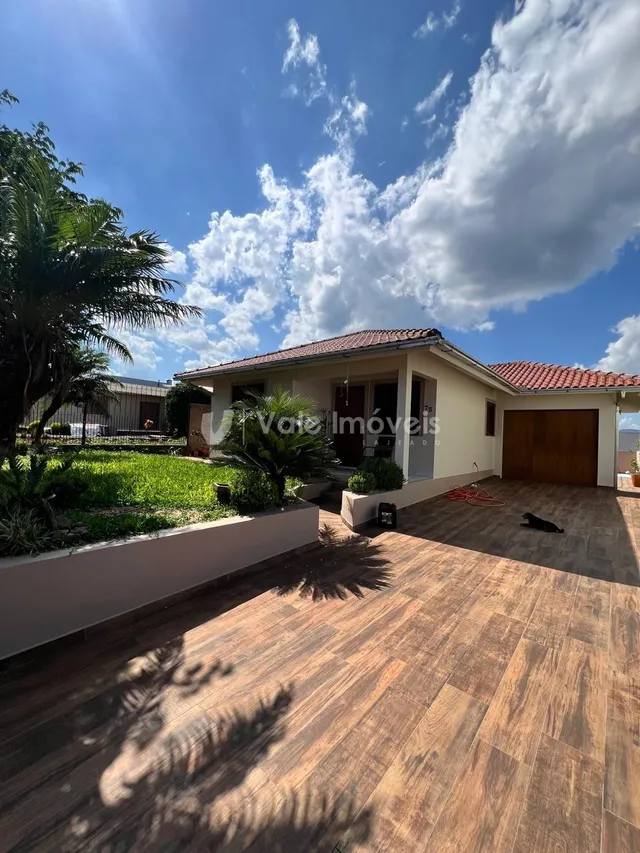 Casa com 2 dormitórios
