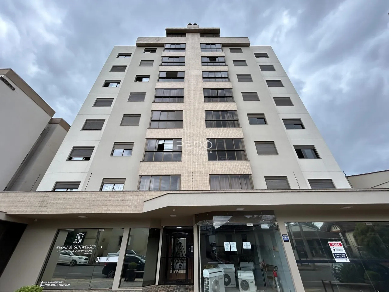 Fachada de um prédio residencial em Lajeado, Brasil.