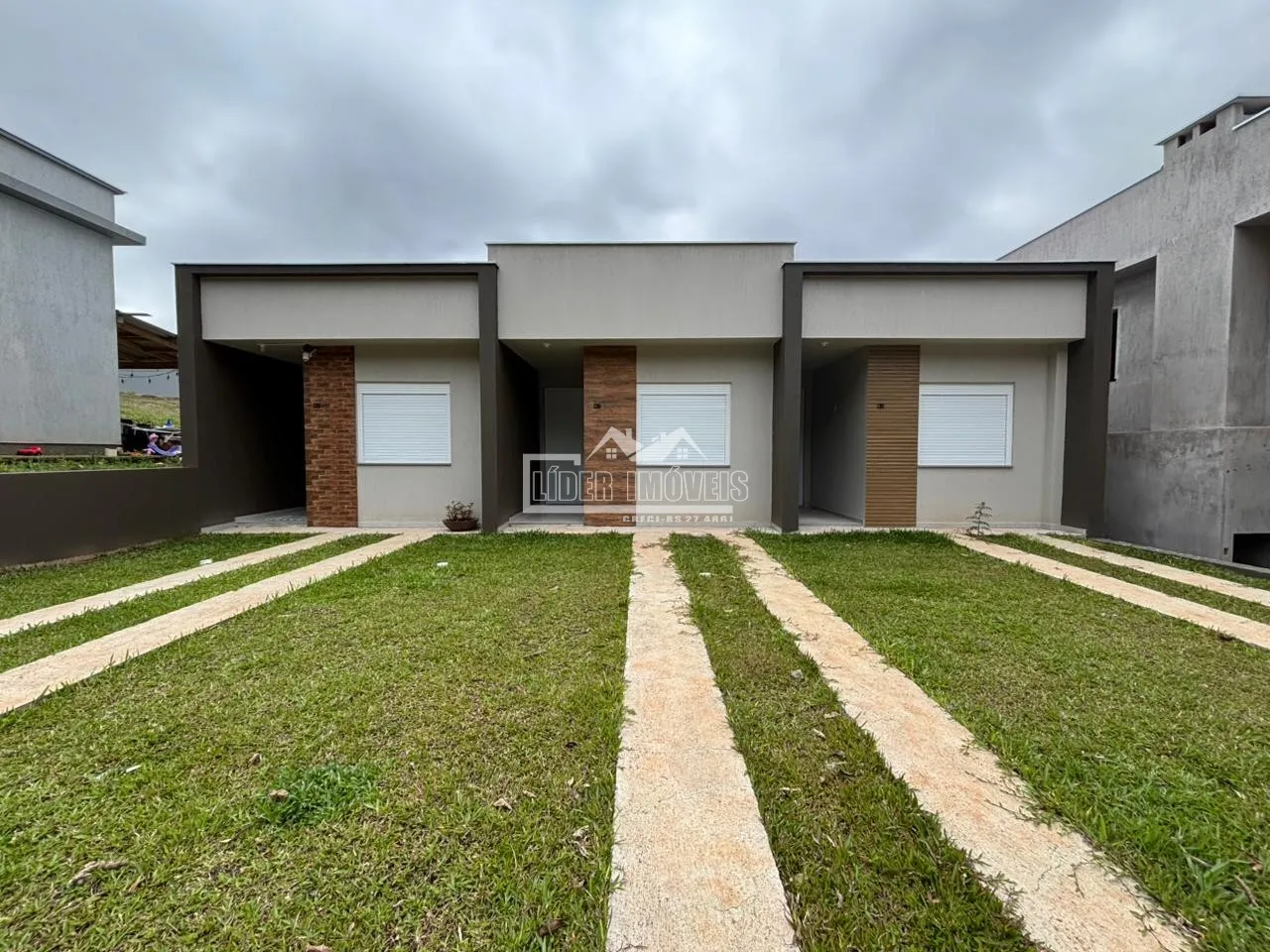 Casa geminada com 2 dormitórios, foto 1