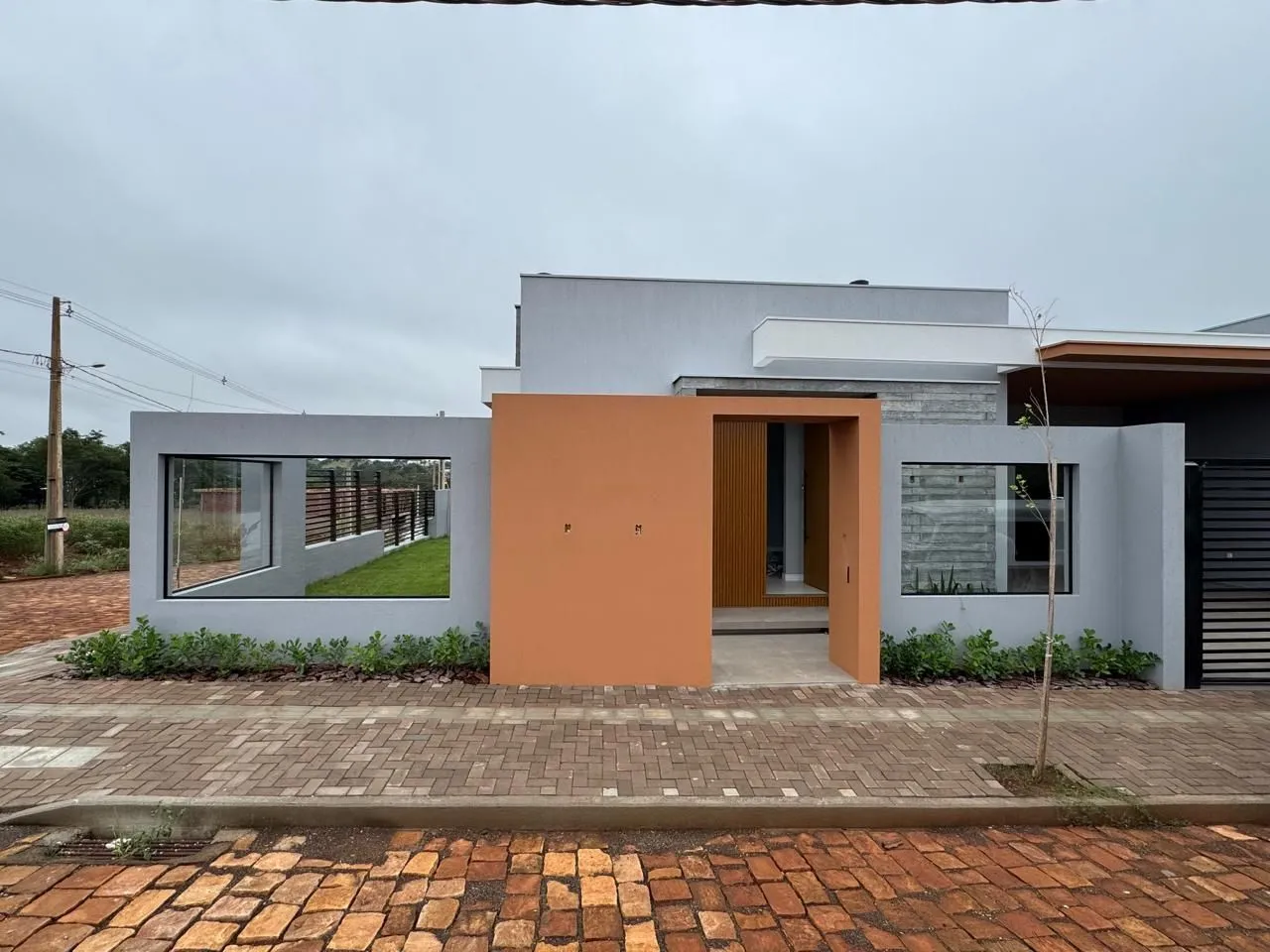 Casa geminada com 3 dormitórios, foto 1