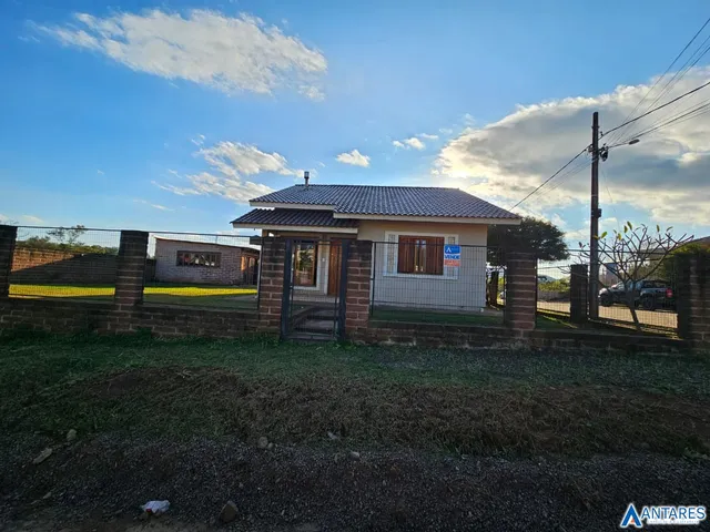 Casa com 3 dormitórios, foto 2