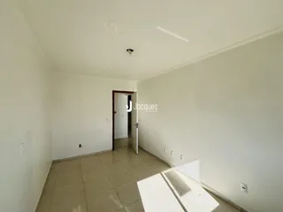 Corredor interno de uma propriedade em Lajeado, Brasil.