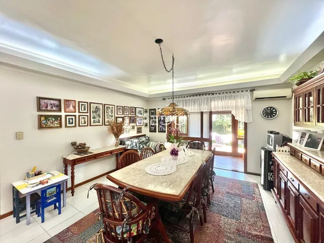 Casa com 4 dormitórios, foto 3