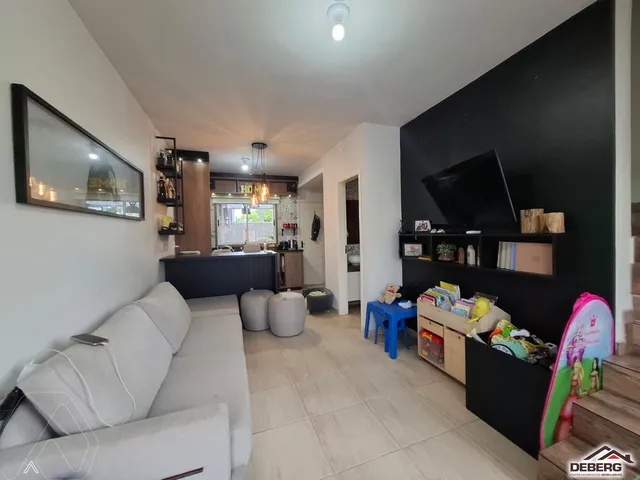 Sobrado com 2 dormitórios