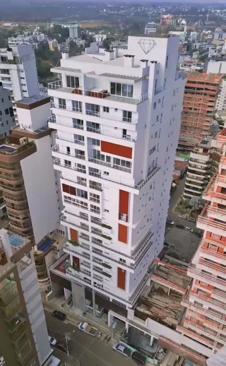 Apartamento com 2 dormitórios, foto 1