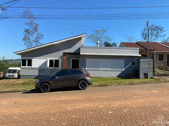 Casa com 3 dormitórios