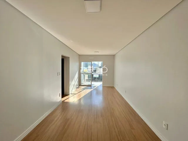 Apartamento com 2 dormitórios, foto 2