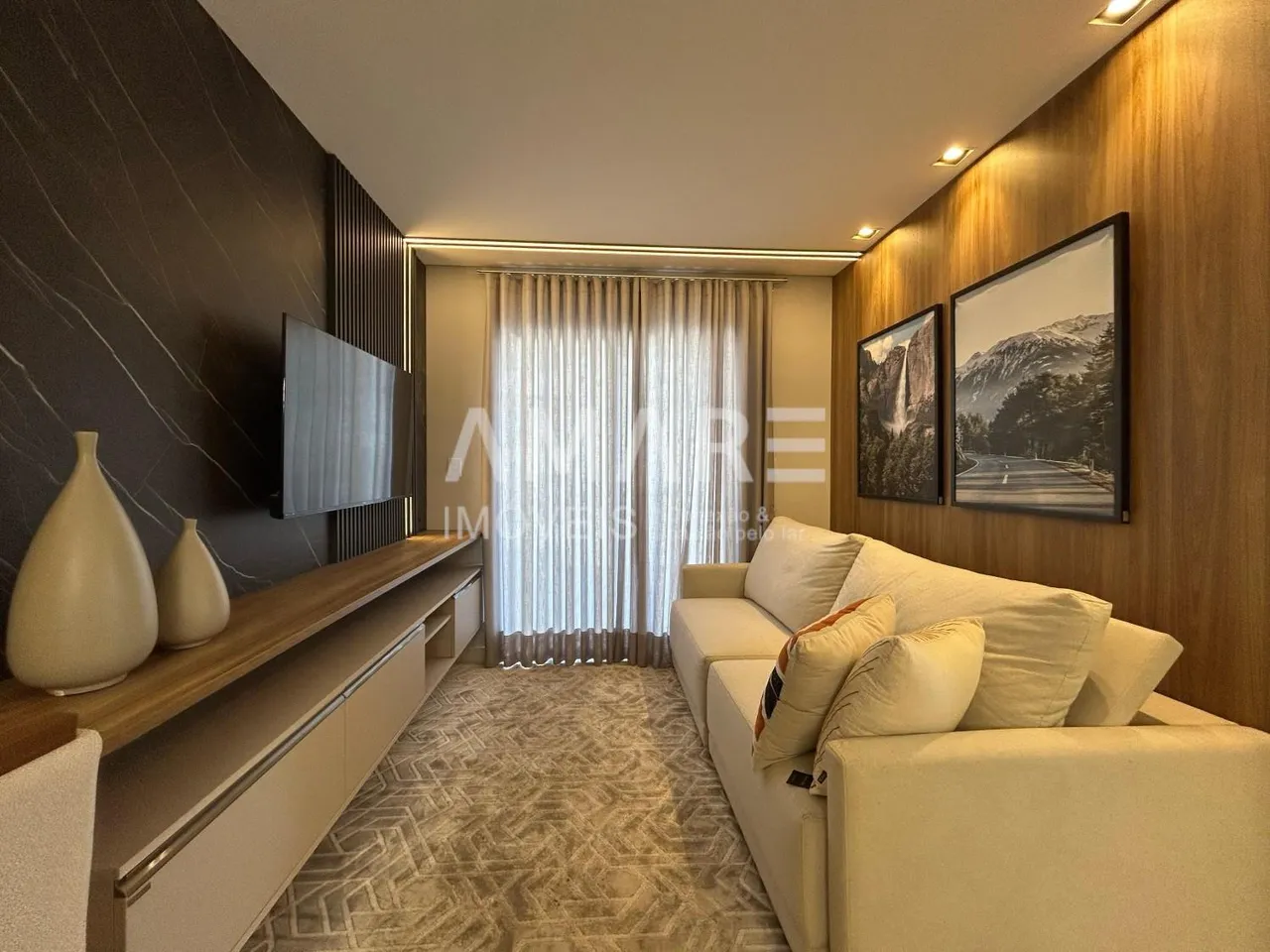 Apartamento com 2 dormitórios, foto 1