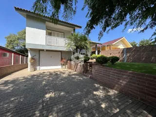 Casa com 3 dormitórios, foto 2