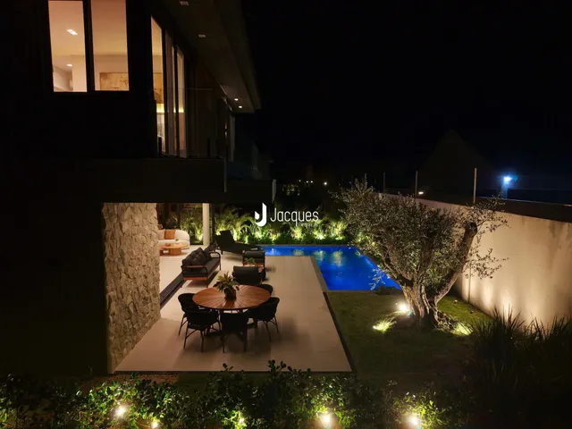 Casa com 6 dormitórios, foto 4