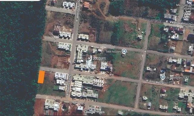 Vista aérea de uma área residencial em Lajeado, Brasil.