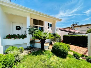 Casa com 4 dormitórios, foto 3