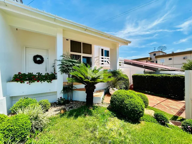 Casa com 4 dormitórios, foto 3