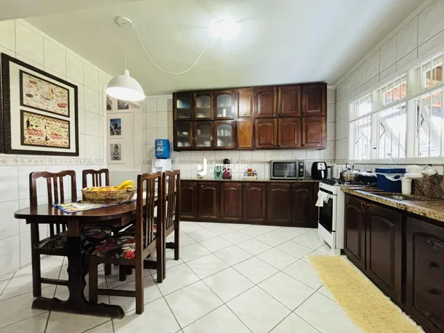 Casa com 4 dormitórios, foto 4