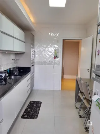 Apartamento com 3 dormitórios, foto 4