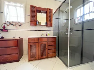 Casa com 4 dormitórios, foto 13