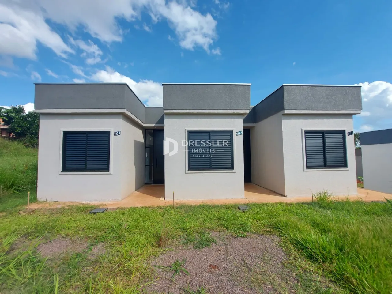 Casa geminada com 2 dormitórios, foto 1