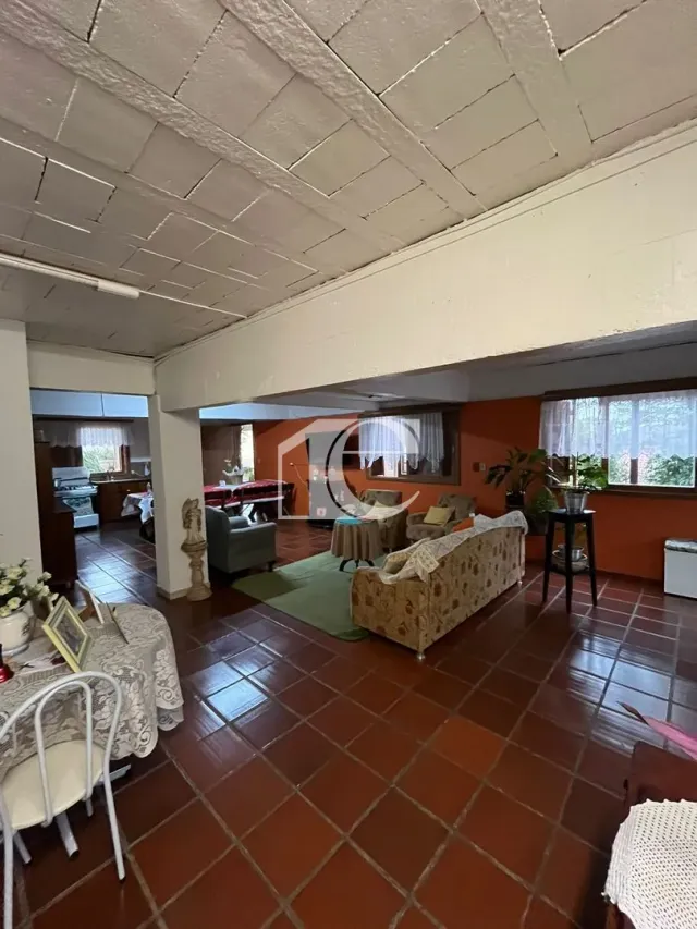 Casa com 4 dormitórios, foto 4