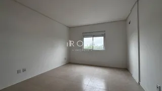 Apartamento com 2 dormitórios, foto 2