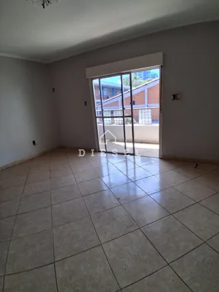 Apartamento com 3 dormitórios, foto 2