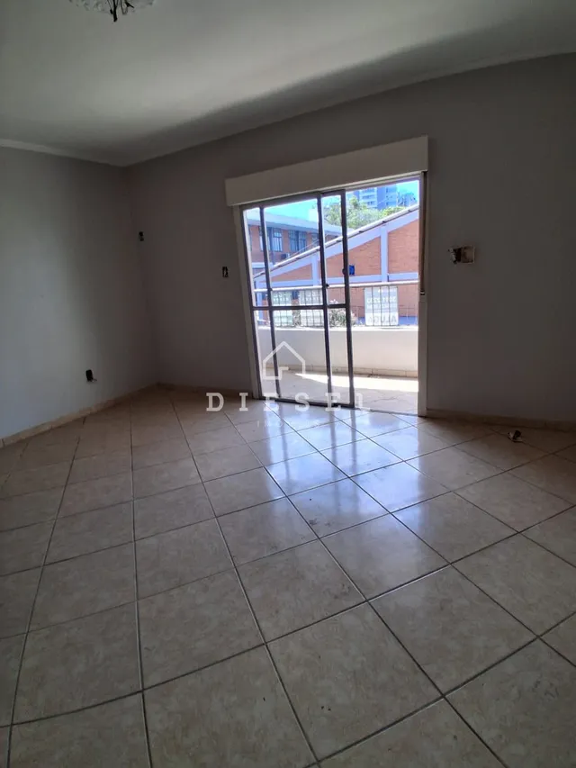 Apartamento com 3 dormitórios, foto 2