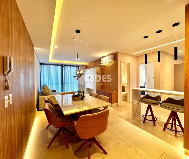 Apartamento com 2 dormitórios