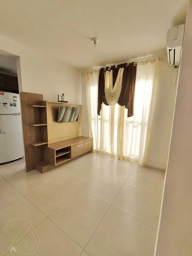 Apartamento com 2 dormitórios, foto 2