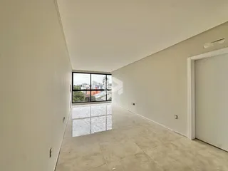 Apartamento com 3 dormitórios, foto 2