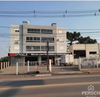 Fachada de um prédio comercial em Lajeado, Brasil.