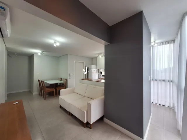 Apartamento com 2 dormitórios, foto 3