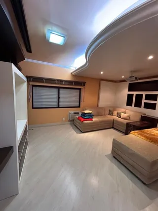 Apartamento com 3 dormitórios, foto 2
